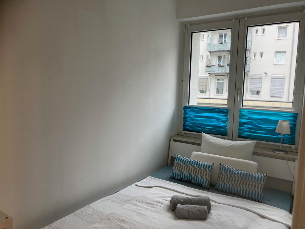 Rent 1 room apartment Hamburg | Entire place | Hamburg | Frisch renovierte und zentrale Wohnung Hamburg- U2/4 Burgstr | Hominext