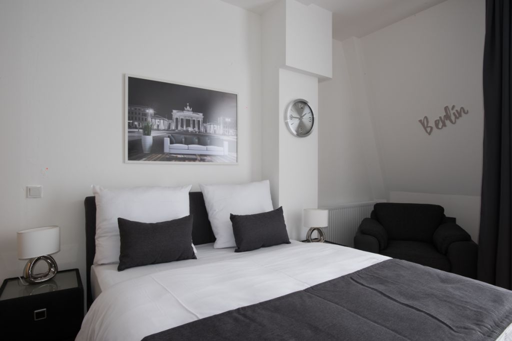 Miete 1 Zimmer Wohnung Berlin | Ganze Wohnung | Berlin | Freundliches Apartment mit Terasse mitten in Berlin | Hominext