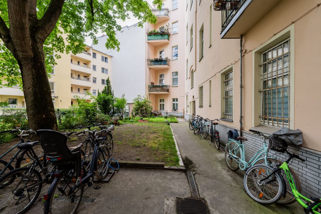 Miete 2 Zimmer Wohnung Berlin | Ganze Wohnung | Berlin | Renoviertes 2-Zimmer-Apartment mit Balkon in Charlottenburg | Hominext