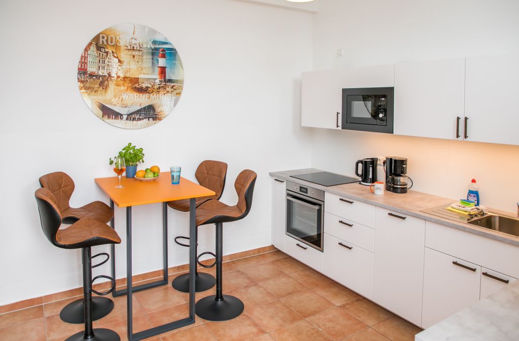 Miete 2 Zimmer Wohnung Rostock | Ganze Wohnung | Rostock | 80m² City Apartment für bis zu 6 Personen - Zentrale Lage mitten im Szeneviertel | Hominext