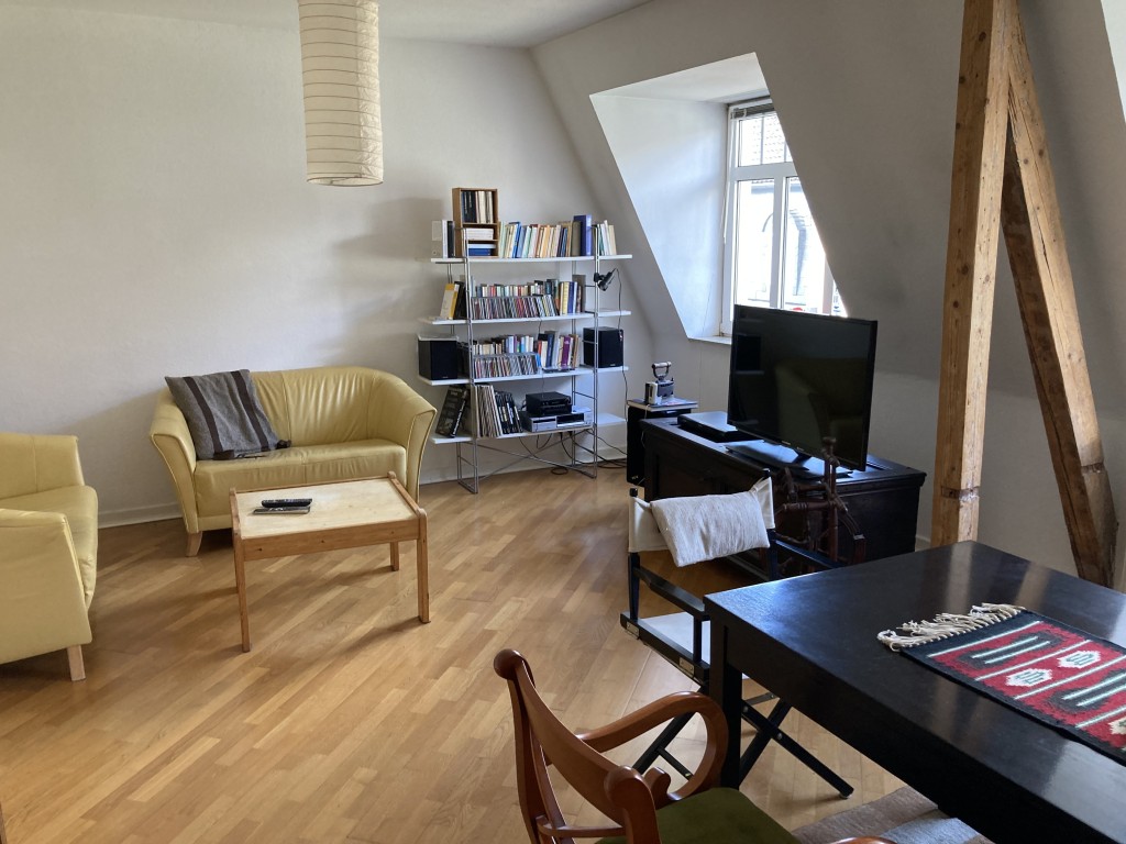 Miete 1 Zimmer Wohnung Köln | Ganze Wohnung | Köln | Schöne 3 Zimmer Altbauwhg. mit Balkon in Nippes | Hominext