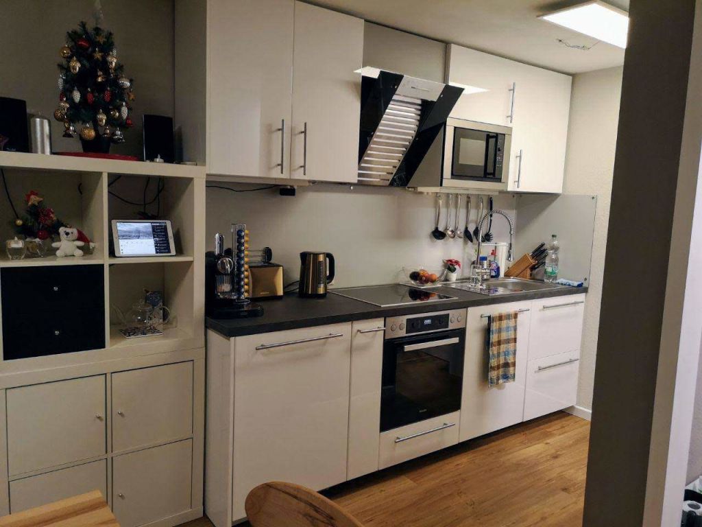 Rent 1 room apartment Esslingen am Neckar | Entire place | Esslingen am Neckar | ruhige 1,5 Zimmer-Wohnung mit Terrasse in Stadtmitte Esslingen | Hominext