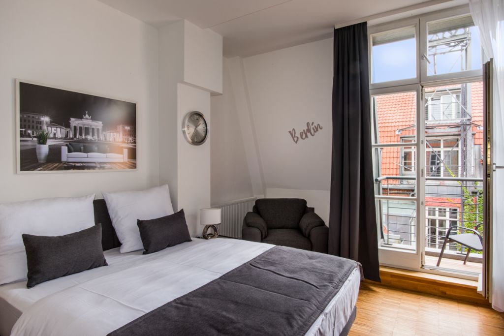 Miete 1 Zimmer Wohnung Berlin | Ganze Wohnung | Berlin | Freundliches Apartment mit Terasse mitten in Berlin | Hominext