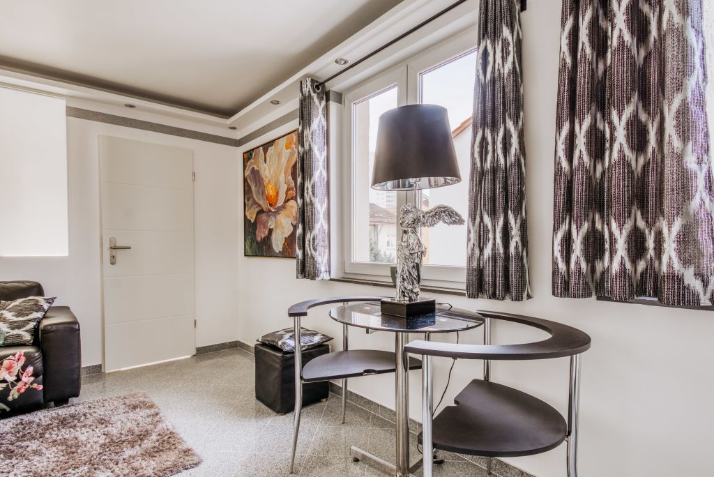 Miete 1 Zimmer Wohnung Mainz | Ganze Wohnung | Mainz | DAS BESONDERE APARTMENT * NOBLE AUSSTATTUNG * NÄHE UNI | Hominext