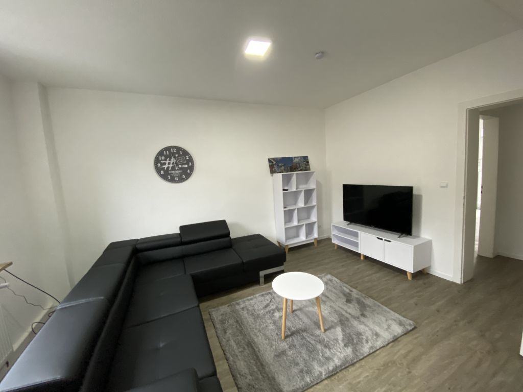 Miete 2 Zimmer Wohnung Oberhausen | Ganze Wohnung | Oberhausen | topsanierte Wohnung - kompl. Etage - im Zentrum | Hominext