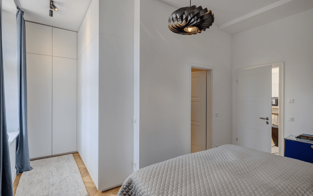 Rent 1 room apartment Haar | Entire place | Haar | Exklusive, voll möblierte 2-Zimmer-Wohnung mit Balkon und Tiefgarage in attraktiver Randlage von München | Hominext