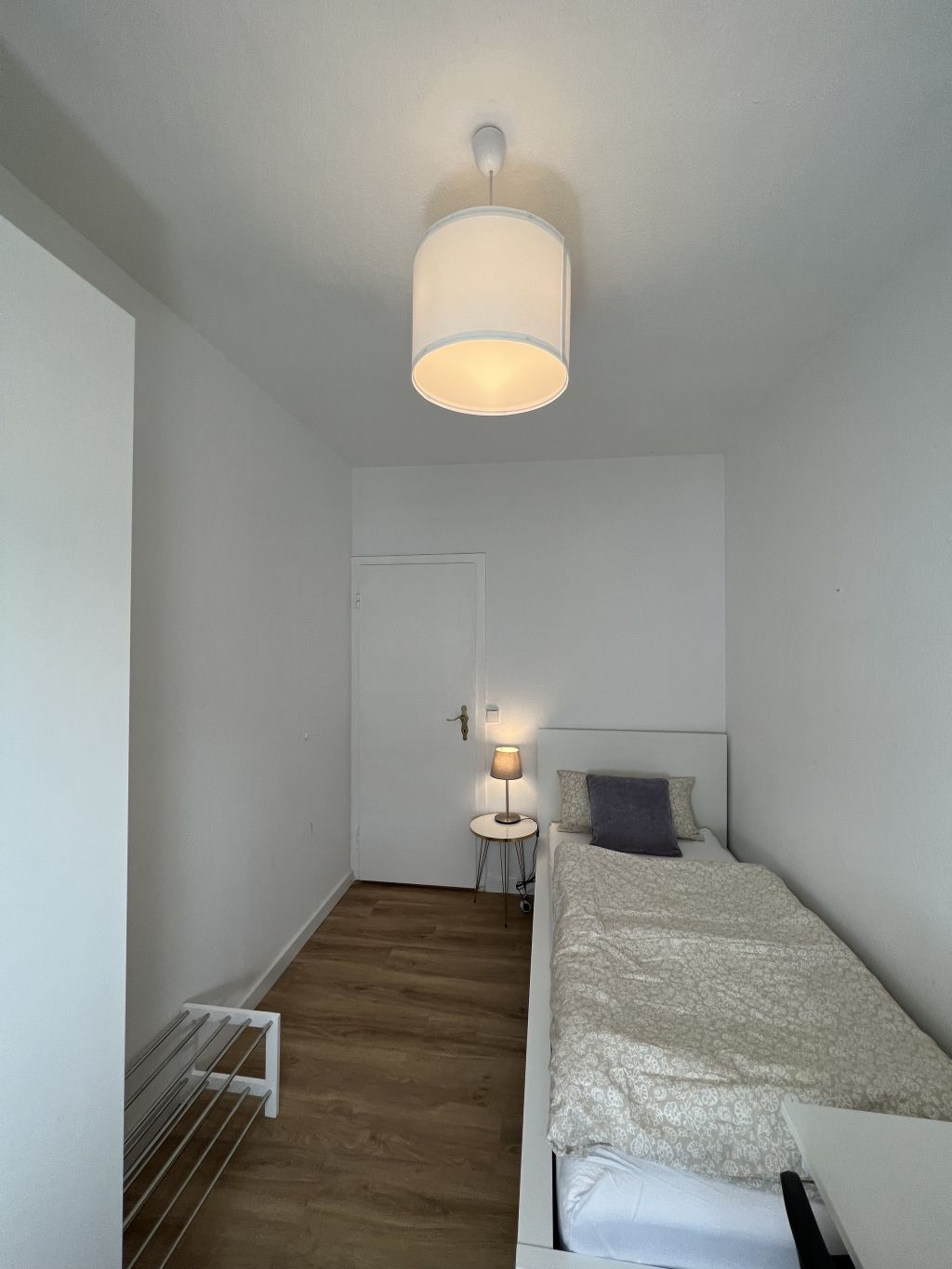 Rent 2 rooms apartment Berlin | Entire place | Berlin | 'GIO' - Ein wunderbares Apartment mit drei Zimmern, das sich in unmittelbarer Nähe zur Spree befindet. | Hominext