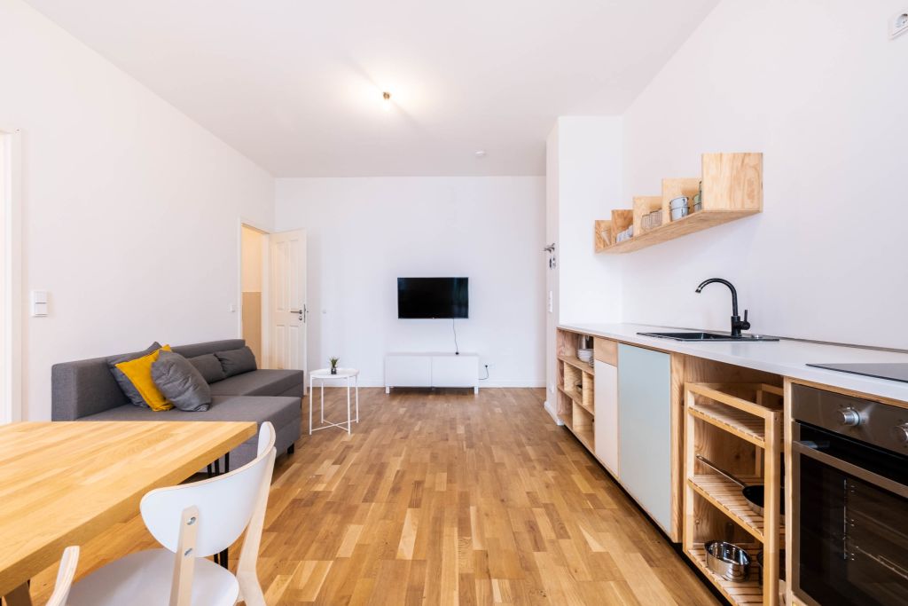 Rent 2 rooms apartment Berlin | Entire place | Berlin | Stylisch & Zentral | Hominext