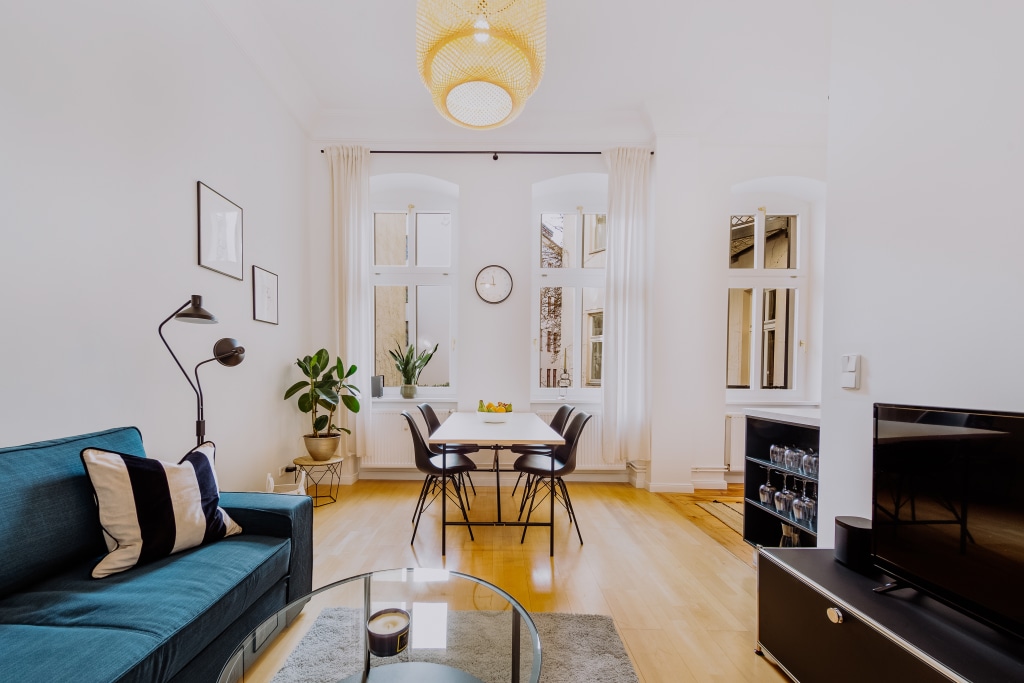 Miete 1 Zimmer Wohnung Berlin | Ganze Wohnung | Berlin | Beste Kiezlage Prenzlauer Berg: Helle 2-Zimmer-Wohnung in charmanter Altbauweise mit hohen Decken, beste Lage im Kollwitzkiez, perfekt für Paare und Familien mit Kleinkind | Hominext