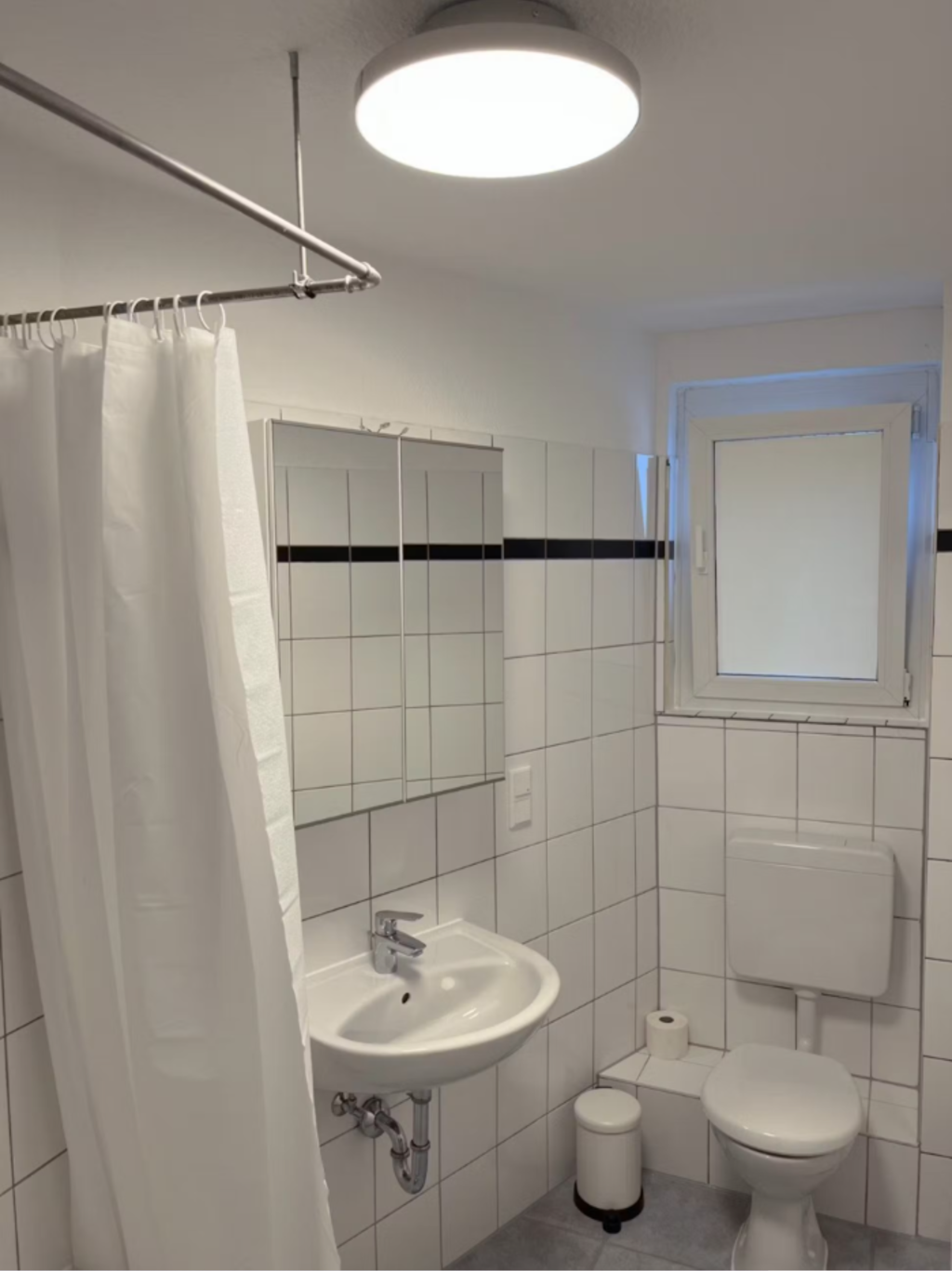 Rent 3 rooms apartment Frankfurt am Main | Entire place | Frankfurt am Main | Elegant 3 Bedroom apartment in Frankfurt Westend | Hominext