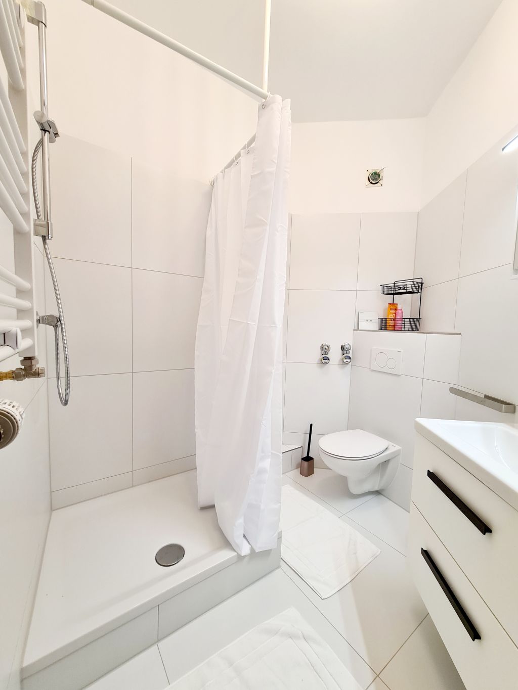 Rent 3 rooms apartment Wiesbaden | Entire place | Wiesbaden | 3-Zimmer-Wohnung neben der Universität | Hominext