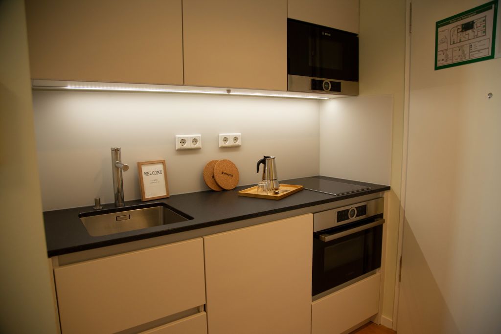 Rent 1 room apartment Ingolstadt | Entire place | Ingolstadt | Single Junior Suite 1.1, Luxuriös gemütlich designt | Hominext