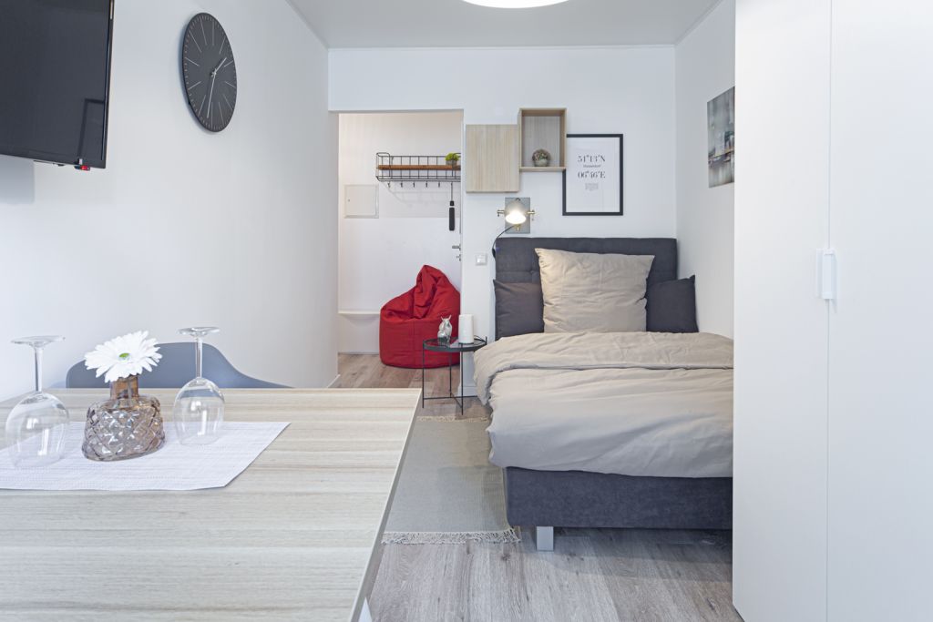 Miete 1 Zimmer Wohnung Düsseldorf | Ganze Wohnung | Düsseldorf | Düsseldorf Stadtmitte schöne Etagenwohnung frisch saniert mit hochwertigen Möbeln | Hominext