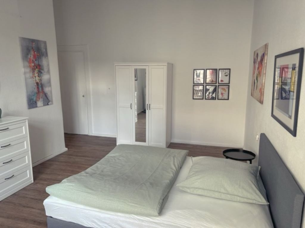 Miete 3 Zimmer Wohnung Berlin | Ganze Wohnung | Berlin | 3 bedroom all inclusive furnished Charlottenburg room super close to Ku’damm!! | Hominext