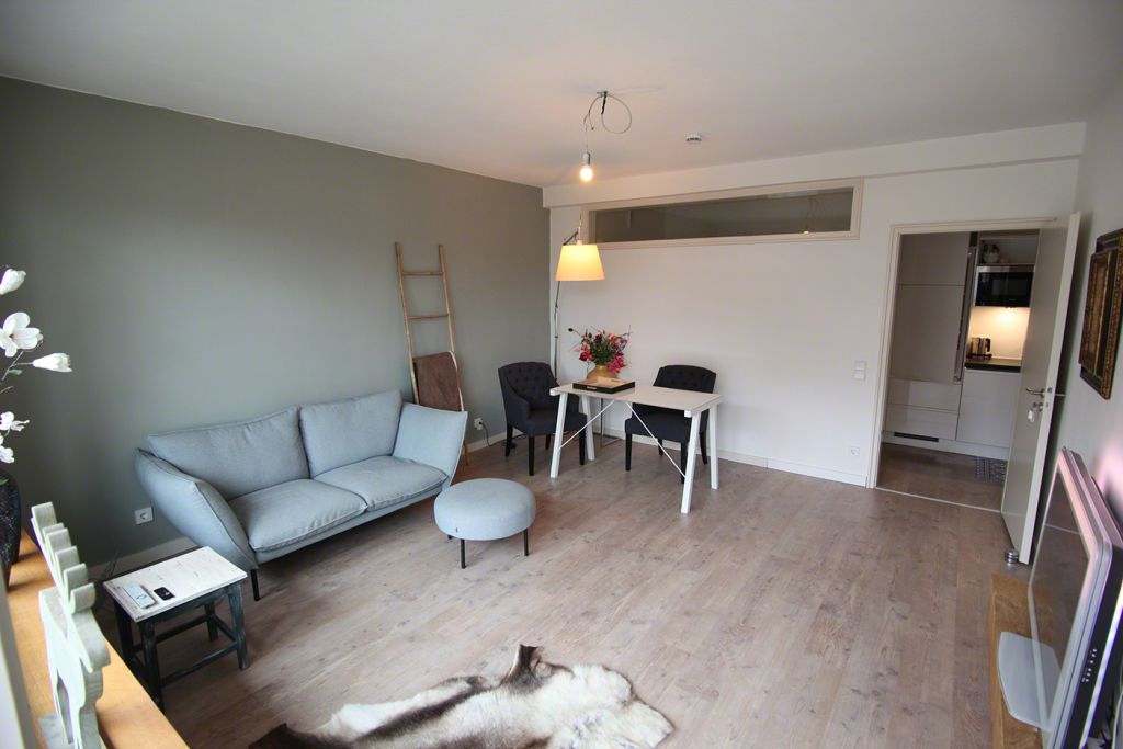 Rent 1 room apartment Münster | Entire place | Münster | Mittendrin! Stadtwohnung in der Windthorstraße. Promenade und Bahnhof vor der Tür | Hominext