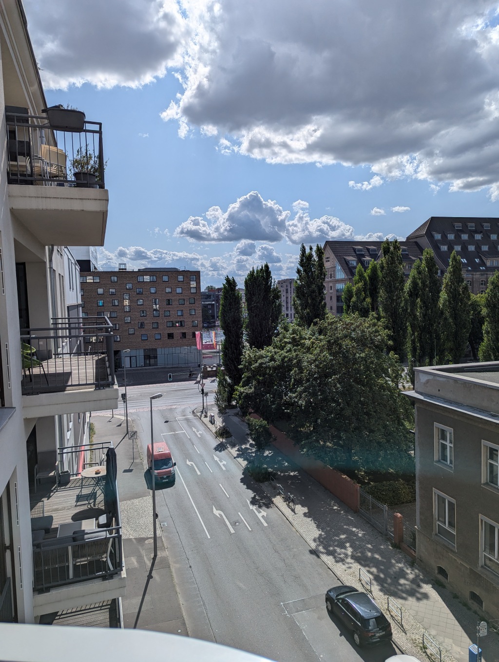 Rent 3 rooms apartment Berlin | Entire place | Berlin | Großzügige möblierte 4-Zimmer-Wohnung im trendigen Friedrichshain-Kreuzberg | Hominext