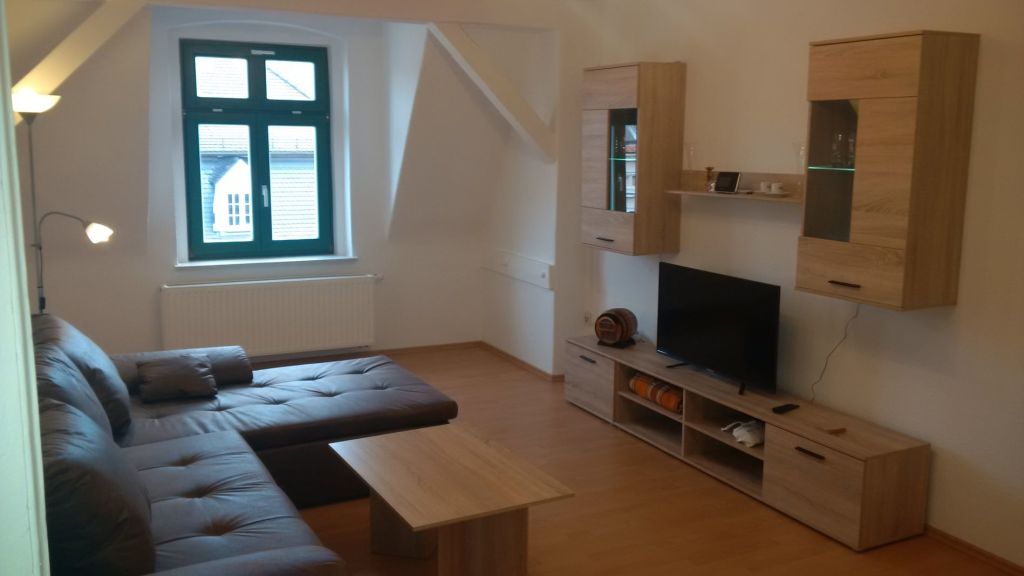 Rent 1 room apartment Görlitz | Entire place | Görlitz | Alte Feuerwache Görlitz, über den Dächern | Hominext