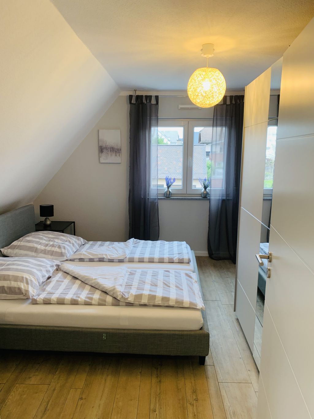 Rent 2 rooms apartment Rheinstetten | Entire place | Rheinstetten | Stylische Maisonettewohnung in hervorragender Lage | Hominext