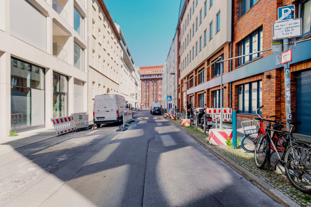 Rent 1 room apartment Berlin | Entire place | Berlin | Wunderschön möblierte Wohnung im Tacheles | Hominext