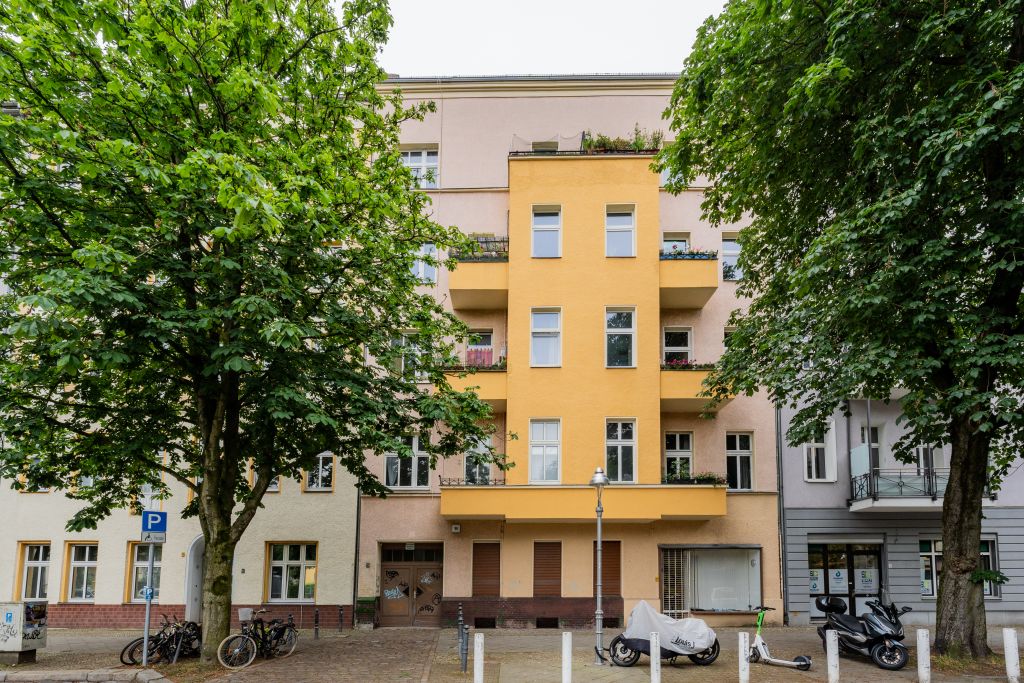 Miete 2 Zimmer Wohnung Berlin | Ganze Wohnung | Berlin | Renoviertes 2-Zimmer-Apartment mit Balkon in Charlottenburg | Hominext