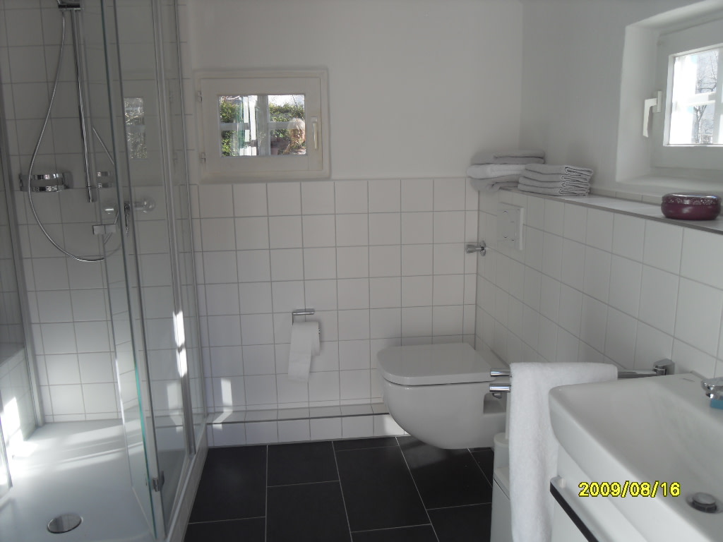 Rent 1 room apartment Troisdorf | Entire place | Troisdorf | Wohnen im Fachwerkhaus | Hominext