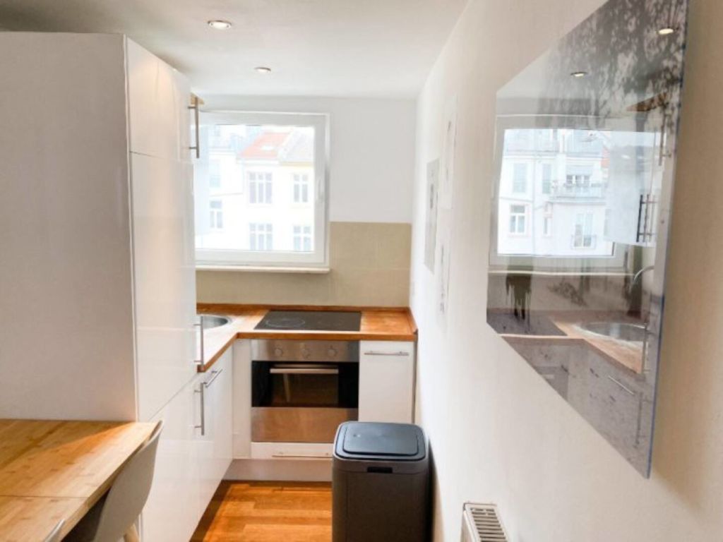 Rent 3 rooms apartment Frankfurt am Main | Entire place | Frankfurt am Main | Luxurious 3 bedroom apartment in Frankfurt | Hominext