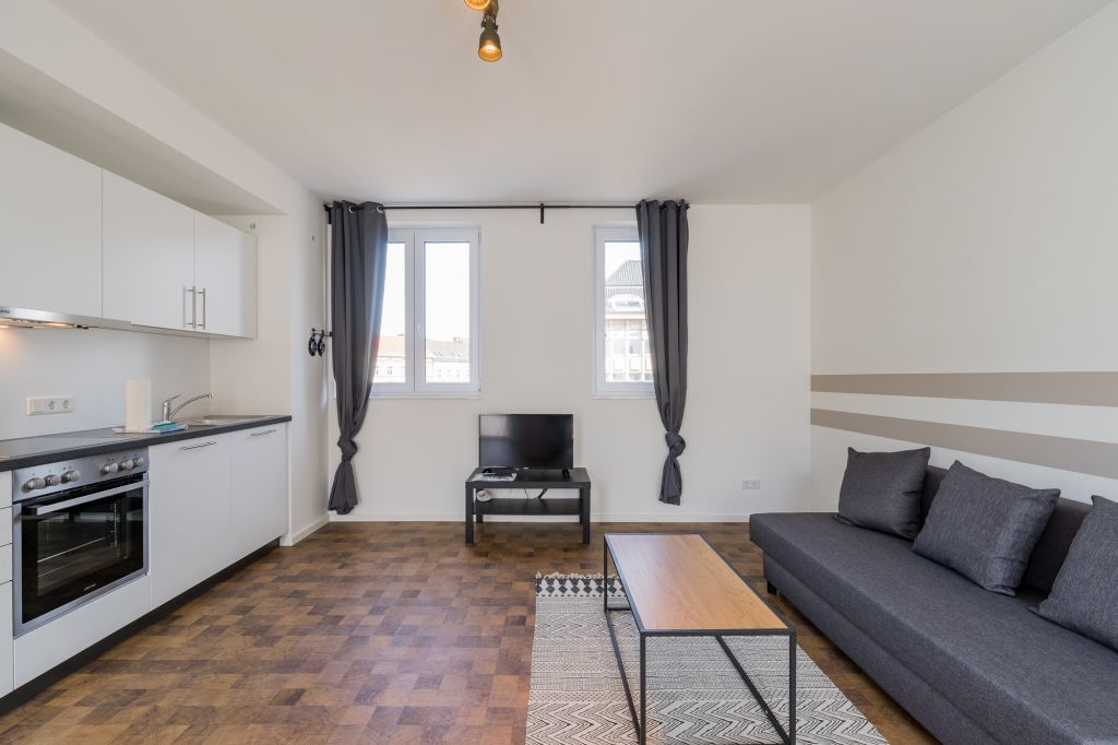 Miete 2 Zimmer Wohnung Berlin | Ganze Wohnung | Berlin | Schöne helle 3-Zimmer Wohnung mit Balkon am Hermannplatz | Hominext