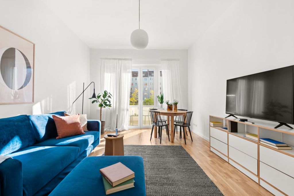 Rent 1 room apartment Berlin | Entire place | Berlin | Schmuckstück in Berlin Neukölln: Geräumige und moderne Wohnung für Ihren nächsten Aufenthalt! | Hominext