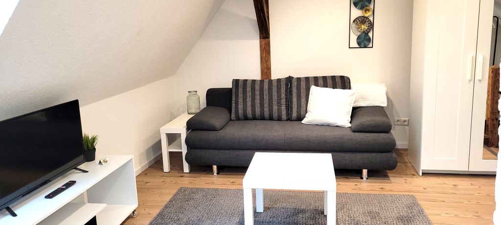 Miete 1 Zimmer Wohnung Ulm | Ganze Wohnung | Ulm | Möbliertes Studio Apartment incl. Betreuung durch unseren Gebäudeservice | Hominext