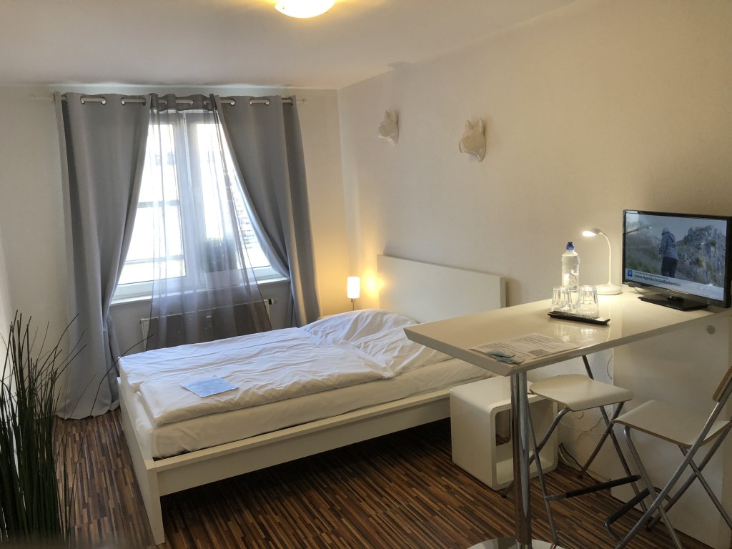 Miete 1 Zimmer Wohnung Köln | Ganze Wohnung | Köln | Kleines Studio in perfekter Innenstadtlage am Rhein und Schokoladenmuseum | Hominext