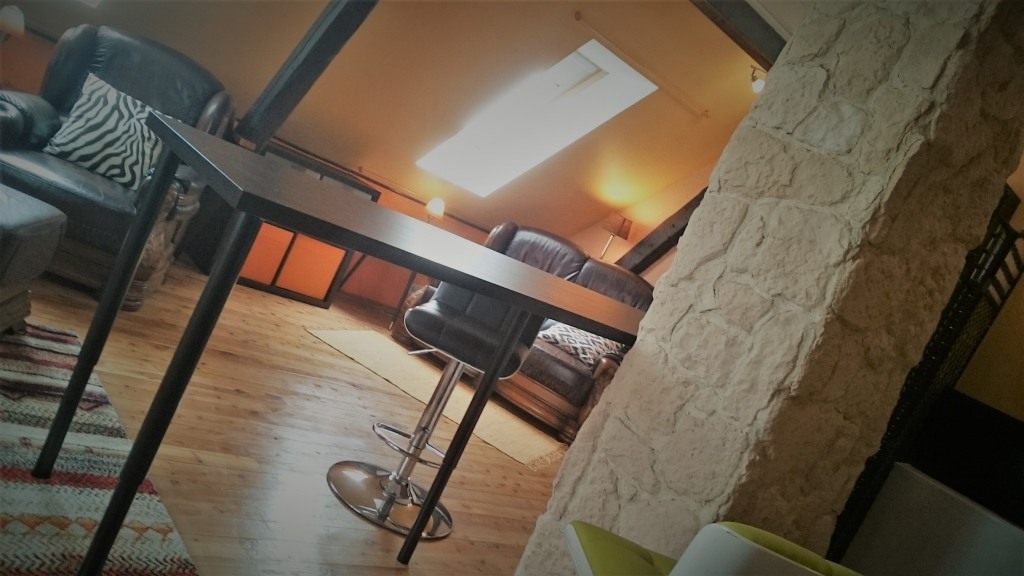 Rent 1 room apartment Pulheim | Entire place | Pulheim | Safari Loft im Herzen Pulheims / nahe Köln | Hominext