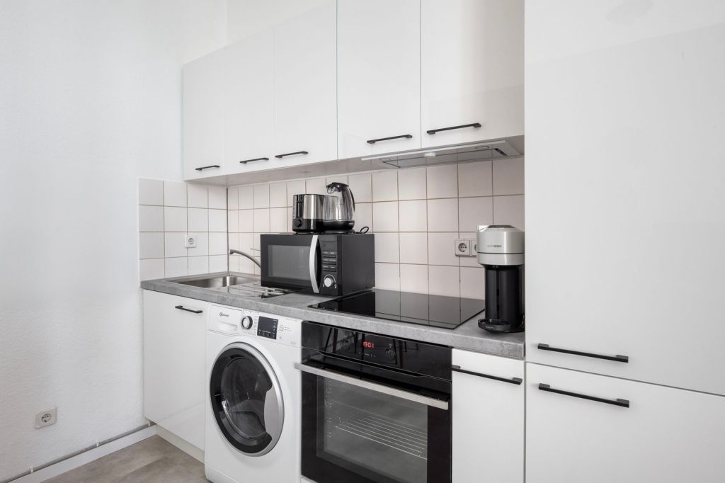 Rent 2 rooms apartment Berlin | Entire place | Berlin | Schön ausgestatte & vollmöblierte 3 Zimmer Wohnung in excellenter Lage in Friedrichshain. | Hominext