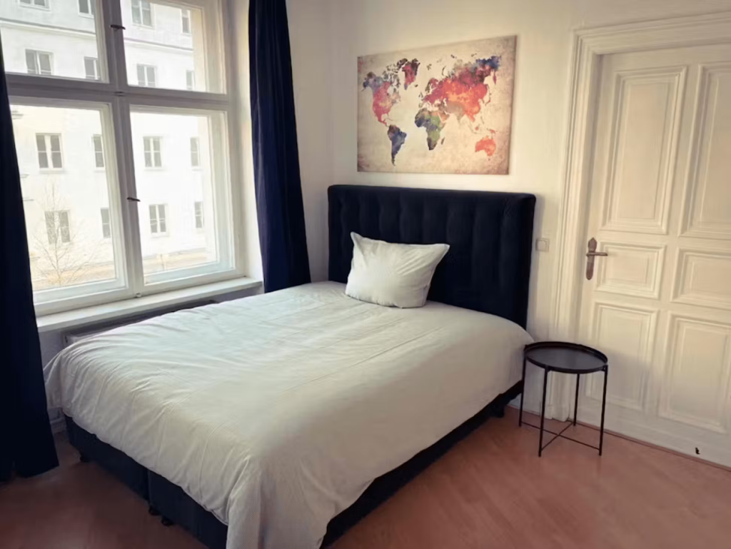 Rent 3 rooms apartment Berlin | Entire place | Berlin | Elegant 3 bedroom apartment in Berlin Friedrichshain | Hominext