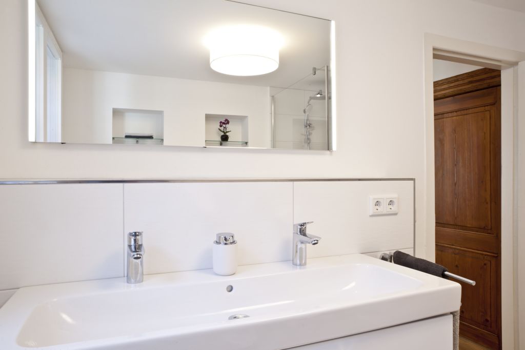 Rent 1 room apartment Lüneburg | Entire place | Lüneburg | Schöne sanierte Wohnung in einem denkmalgeschützten Gebäude aus 1389  in der Altstadt | Hominext