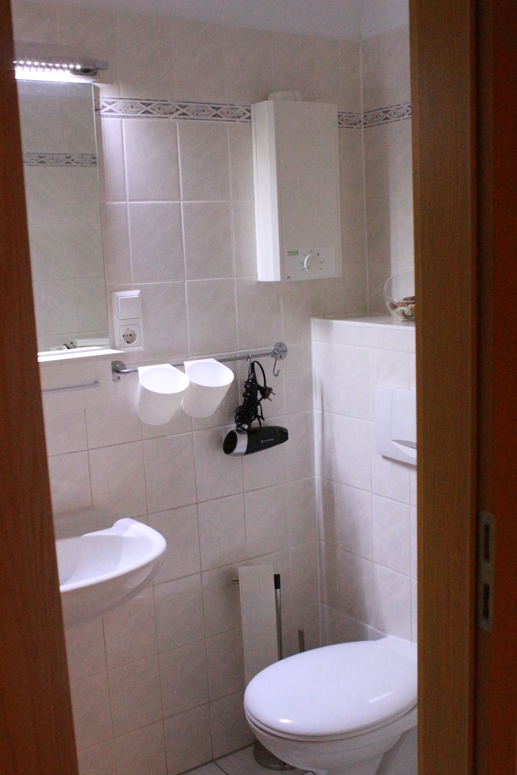 Rent 1 room apartment Görlitz | Entire place | Görlitz | Wohnen auf Zeit am Fluß des Lebens | Hominext