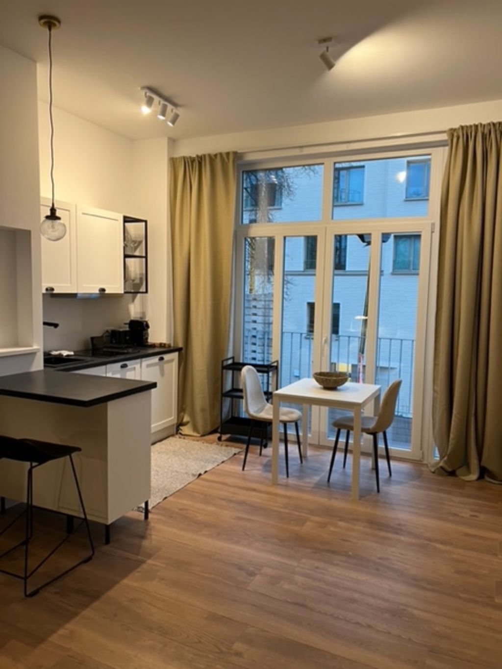 Rent 1 room apartment Bremen | Entire place | Bremen | Zentrale, schöne Design-Whg "Cooper" | Hominext