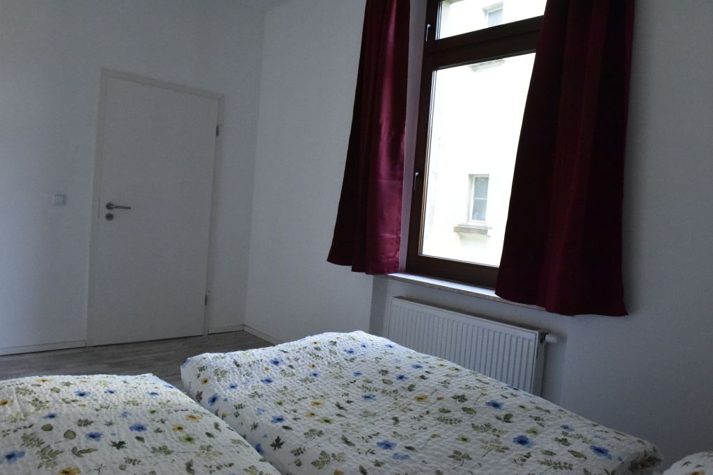 Rent 3 rooms apartment Wuppertal | Entire place | Wuppertal | Modernes, großes Apartment Wuppertal | Hominext