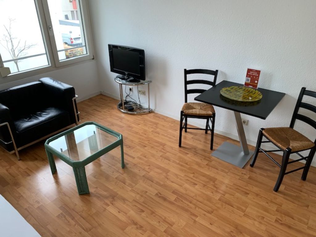 Miete 1 Zimmer Wohnung Stuttgart | Ganze Wohnung | Stuttgart | Studio in Stuttgart-Wangen | Hominext