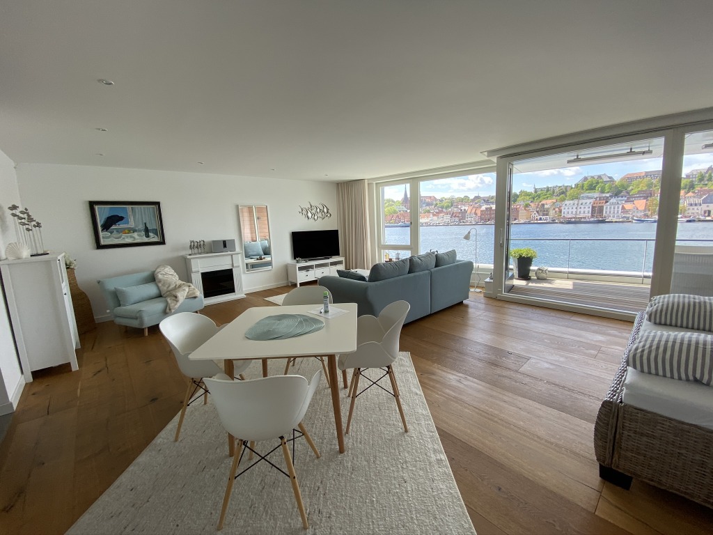 Rent 1 room apartment Flensburg | Entire place | Flensburg | Traumhaftes Apartment mit Blick auf die Förde | Hominext