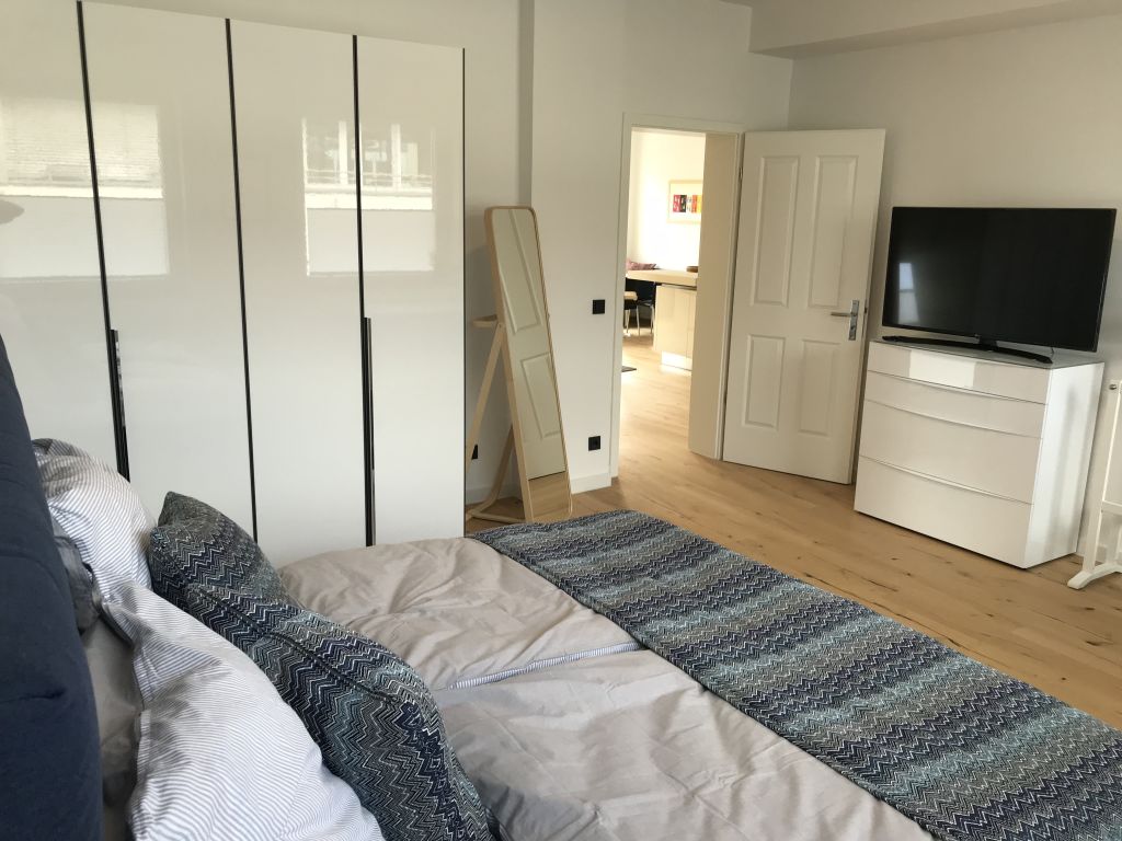 Rent 1 room apartment Düsseldorf | Entire place | Düsseldorf | Top zentral in Düsseldorf, Kernsaniert, Top ausgestattet mit großem Südbalkon | Hominext