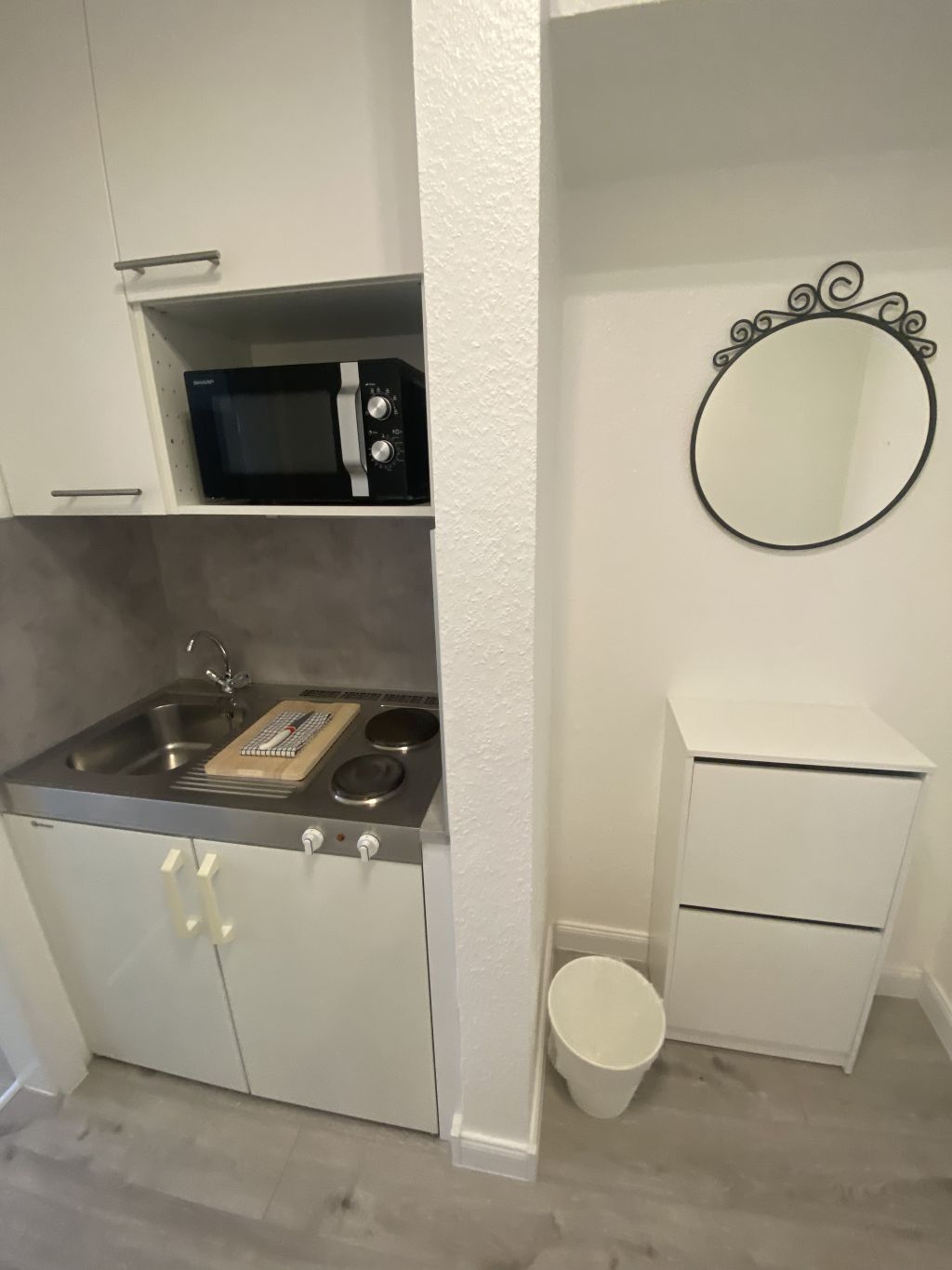 Rent 1 room apartment Düsseldorf | Entire place | Düsseldorf | Helles, gemütliches Apartment im Zentrum von Düsseldorf | Hominext