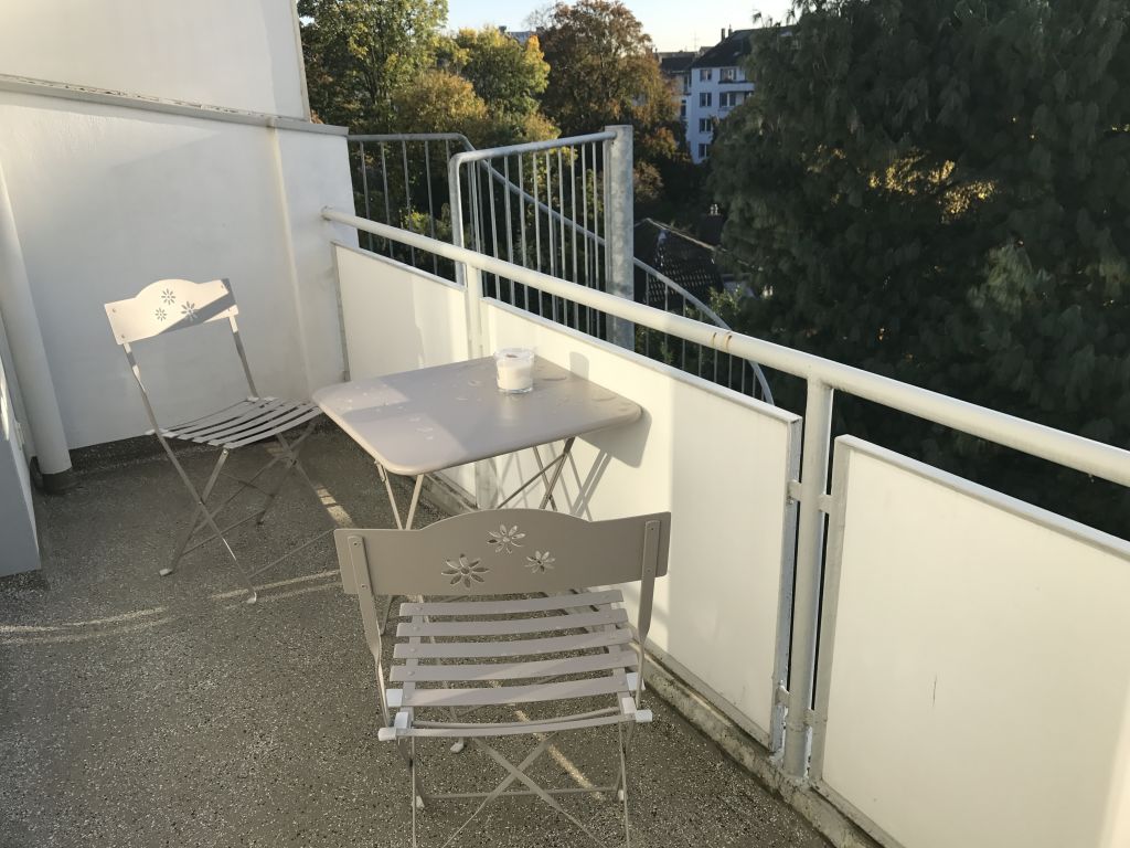 Rent 1 room apartment Düsseldorf | Entire place | Düsseldorf | Ruhige großzügige Zwei-Zimmerwohnung mit zwei Balkonen | Hominext