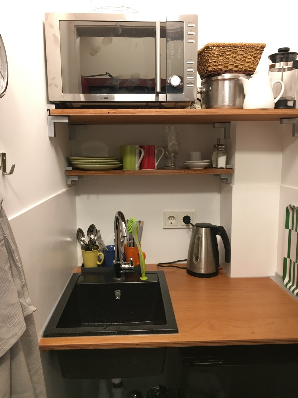 Rent 1 room apartment Oberursel (Taunus) | Entire place | Oberursel (Taunus) | 1 Zi-Apt., voll möbliert und ausgestattet in Oberursel nach Frankfurt | Hominext