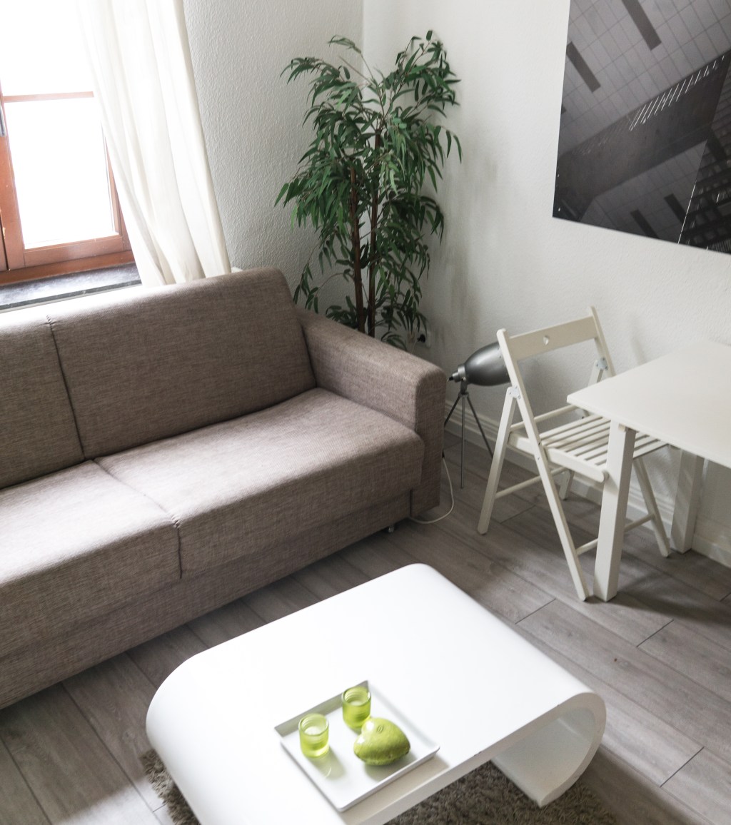 Miete 1 Zimmer Wohnung Köln | Ganze Wohnung | Köln | Zentrales Apartment nähe Kölner Dom | Hominext