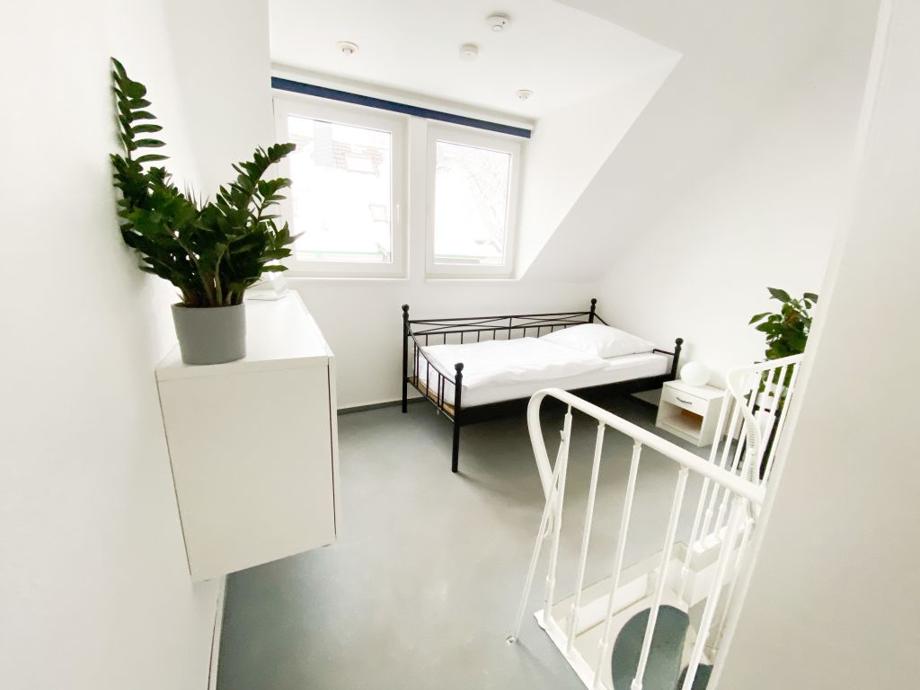 Rent 3 rooms apartment Remscheid | Entire place | Remscheid | Moderne Maisonette Wohnung - nur 0,3 km vom Zentrum Remscheid | Hominext