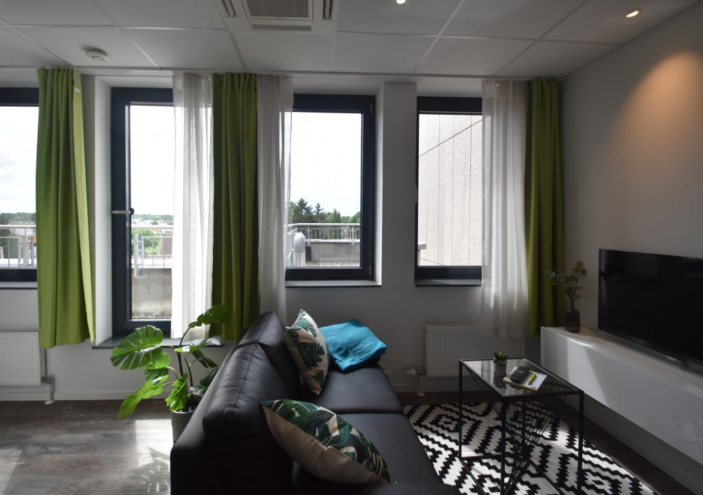 Rent 1 room apartment Frankfurt am Main | Entire place | Frankfurt am Main | Penthouse-Studio - all-in-one-fee | Hominext