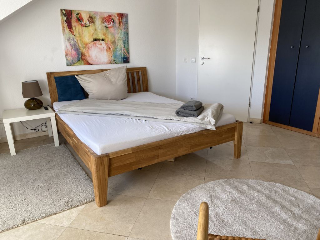 Rent 2 rooms apartment Düsseldorf | Entire place | Düsseldorf | Wunderschöne und liebevoll 3 Zimmer Dachwohnung  in Düsseldorf | Hominext