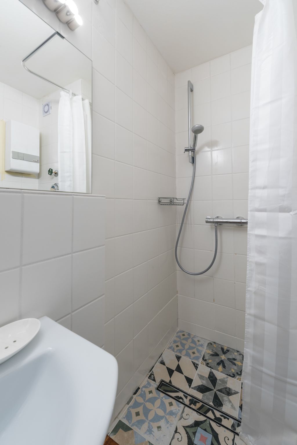 Rent 1 room apartment Mannheim | Entire place | Mannheim | Farbenfrohes Apartment für 2 Personen | Hominext