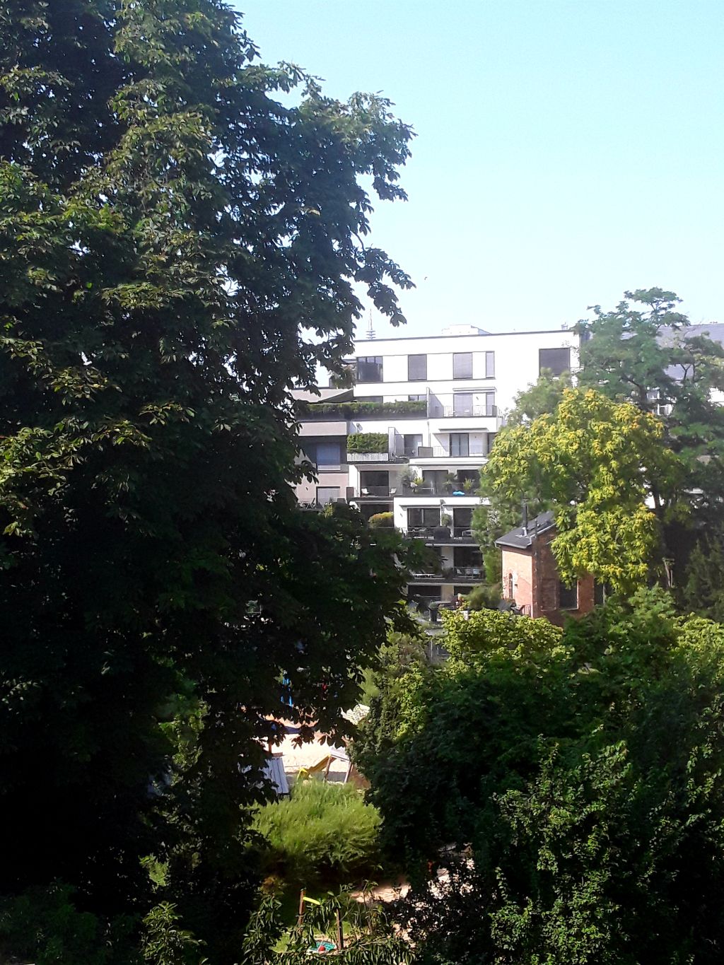 Miete 1 Zimmer Wohnung Frankfurt am Main | Ganze Wohnung | Frankfurt am Main | Ruhiges Apartment mit Skyline Blick | Hominext