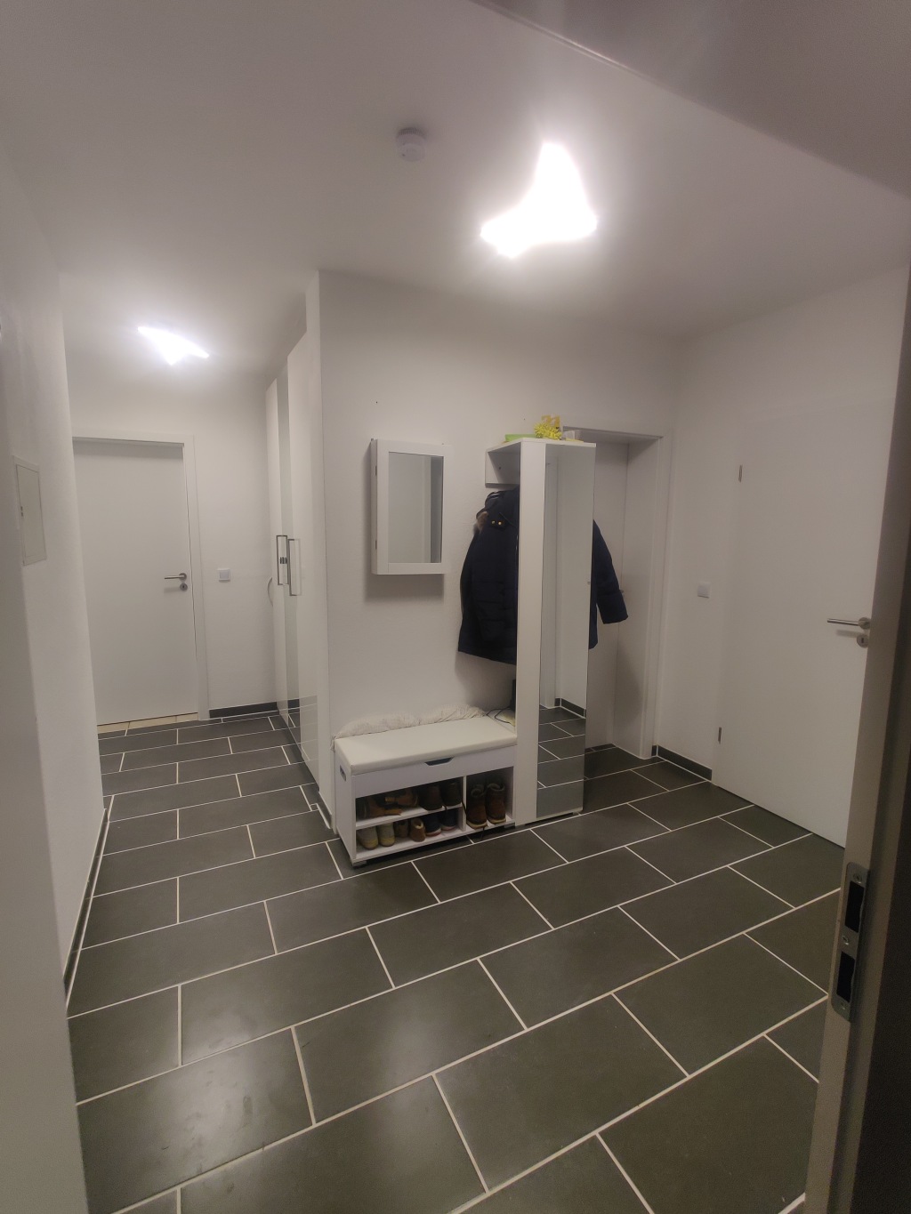 Miete 1 Zimmer Wohnung Köln | Ganze Wohnung | Köln | Charmante 3-Zimmer-Wohnung mit Balkon und Gartenblick – Ihr neues Zuhause wartet! | Hominext